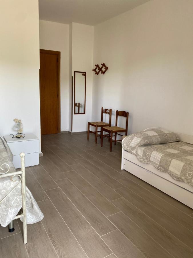 ויאסטה Agriturismo Azzarone מראה חיצוני תמונה