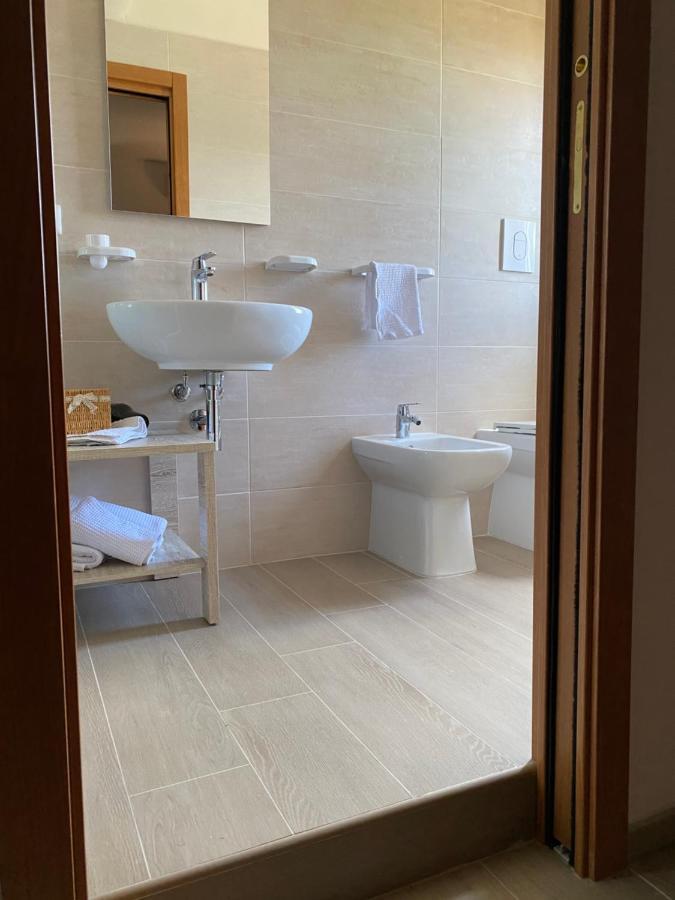 ויאסטה Agriturismo Azzarone מראה חיצוני תמונה