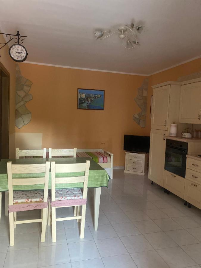 ויאסטה Agriturismo Azzarone מראה חיצוני תמונה