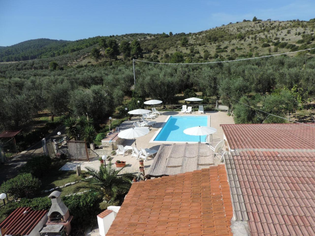 ויאסטה Agriturismo Azzarone מראה חיצוני תמונה